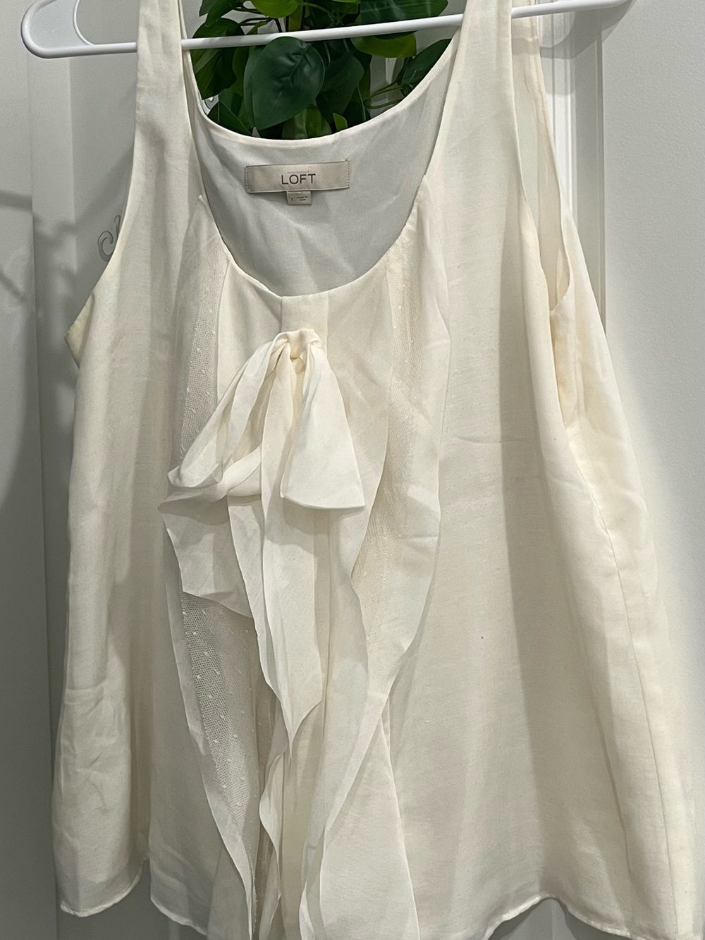 LOFT Cream Ruffle Tie-Front Sleeveless Camisole